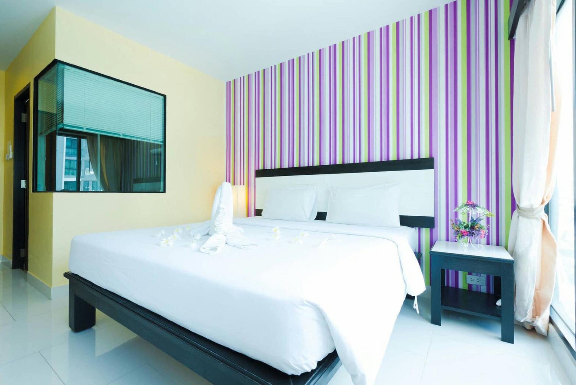 Neo Hotel Pantai Jomtien Luaran gambar