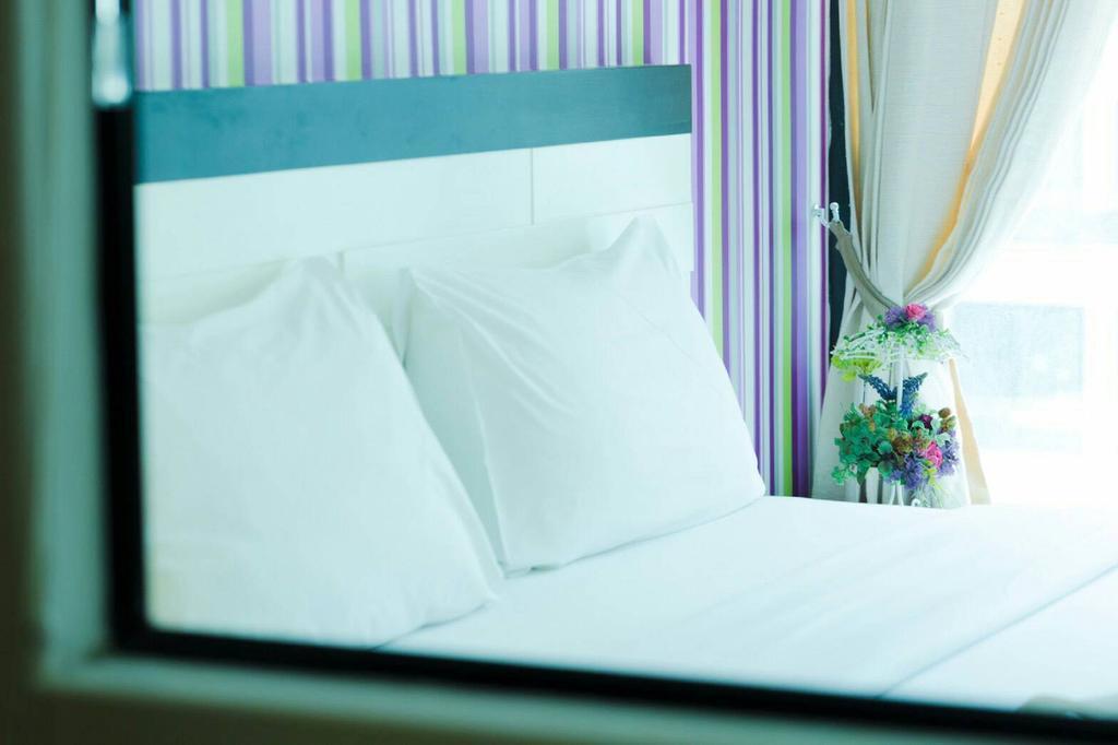 Neo Hotel Pantai Jomtien Luaran gambar